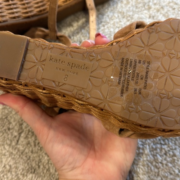 πHPπ NWT Kate spade wicker heals sandals with bow - Picture 6 of 6